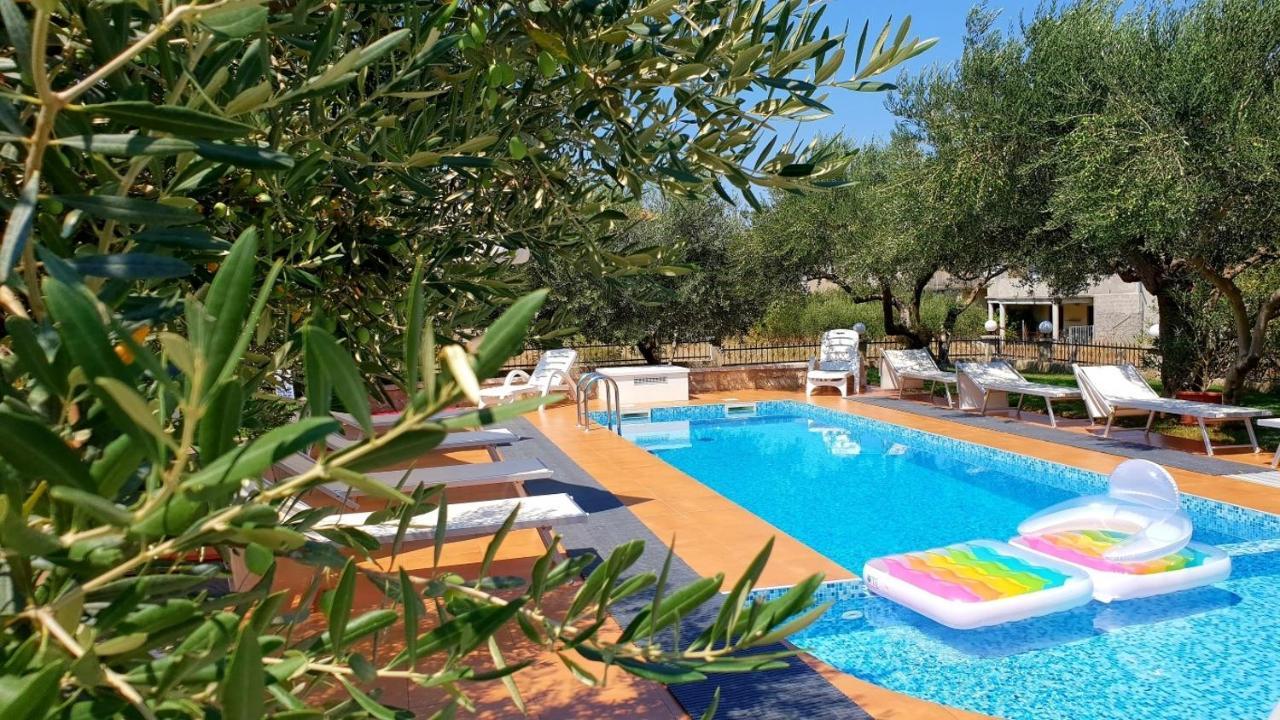 Family Friendly Apartments With A Swimming Pool Nevidjane, Pasman - 18054 Nevidane Exterior photo